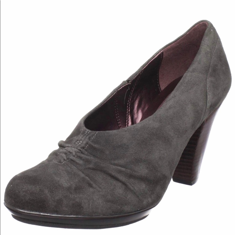 Suede indigo by Clark